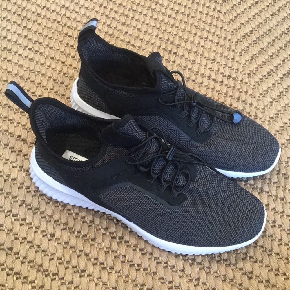 Steve Madden slip-on sneakers